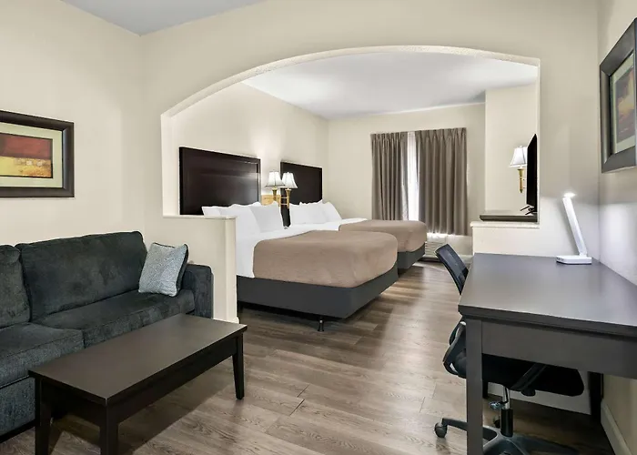 Quality & Hotel Lafayette
