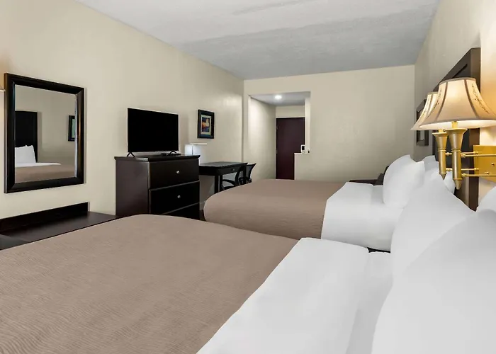 Quality & Hotel 2*